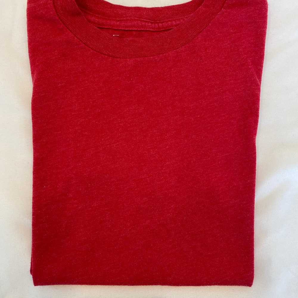 Urban Pipeline Boy Red T-Shirt Size (S)